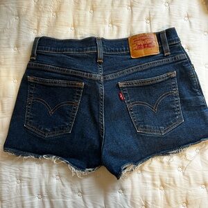 Levi Jean Shorts